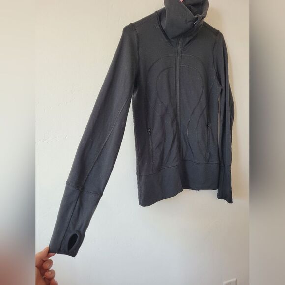 Lululemon In Stride Jacket Luon Black Size 6 Running Activewear Sporty Full Zip - Picture 2 of 8